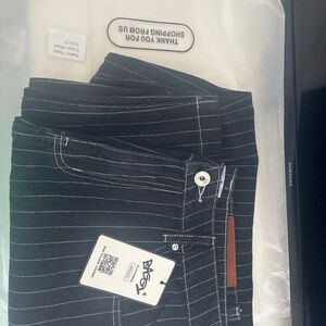 Baggyjeansclothing.us jeans in Black